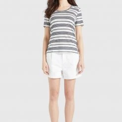 Budget 👏 Khujo PERGOLA - T-Shirt Basic - Naturweiß-dunkelblau Gestreift, Damen ⭐ -Khujo Verkaufsladen 04245b024c18491986f3354f54c0ec1b