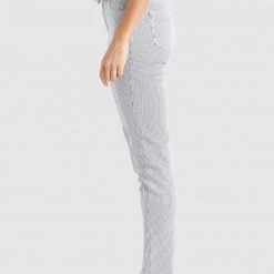 Top 10 😀 Khujo EAST - Jeans Slim Fit - Blue/white, Damen 🤩 -Khujo Verkaufsladen 290192978a2642d69d4e815e3d6ead6c