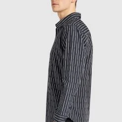 Auslauf 🔔 Khujo WAITE - Hemd - Schwarz Gestreift, Herren ⭐ -Khujo Verkaufsladen 459e0b061c1d4242907c66b135e6e196