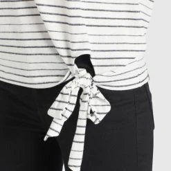 Top 10 🥰 Khujo AURELIA - T-Shirt Print - Weiß Schwarz Gestreift, Damen ✨ 18 Top 10 🥰 Khujo AURELIA - T-Shirt Print - Weiß Schwarz Gestreift, Damen ✨ -Khujo Verkaufsladen 4e5e56d5ad8341a18bde4f0b97f65dcf