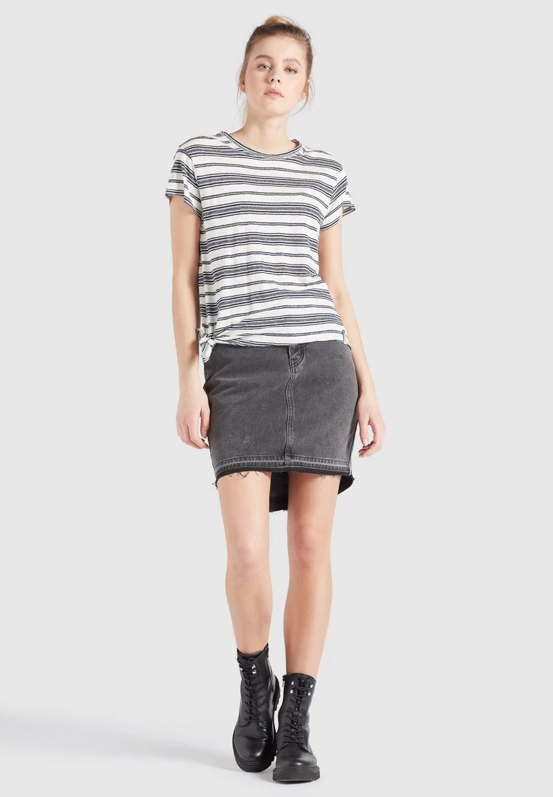 Bestes Angebot ⌛ Khujo MATAMA - T-Shirt Print - Naturweiß-dunkelblau Gestreift, Damen 🎁 2 Bestes Angebot ⌛ Khujo MATAMA - T-Shirt Print - Naturweiß-dunkelblau Gestreift, Damen 🎁 – Bild 2