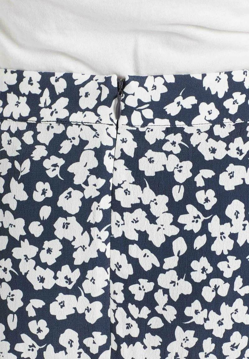 Schlussverkauf 😀 Khujo UNDINE - A-Linien-Rock - Dunkelblau-weiß Geblümt, Damen 🌟 10 Schlussverkauf 😀 Khujo UNDINE - A-Linien-Rock - Dunkelblau-weiß Geblümt, Damen 🌟 – Bild 10