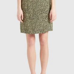 Blitzangebot ✔️ Khujo ARMATA - Wickelrock - Schwarz/gelb, Damen 🥰