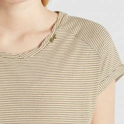 Angebote ✔️ Khujo BABSI - T-Shirt Print - Weiß Ocker Gestreift, Damen ✨ 14 Angebote ✔️ Khujo BABSI - T-Shirt Print - Weiß Ocker Gestreift, Damen ✨ -Khujo Verkaufsladen a9a959bbd04f4df193ea94b9d1776a04