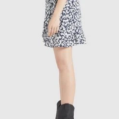 Schlussverkauf 😀 Khujo UNDINE - A-Linien-Rock - Dunkelblau-weiß Geblümt, Damen 🌟 16 Schlussverkauf 😀 Khujo UNDINE - A-Linien-Rock - Dunkelblau-weiß Geblümt, Damen 🌟 -Khujo Verkaufsladen a9b11584a1784e7db3233bd0969646eb