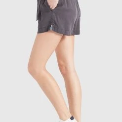 Billig ⭐ Khujo INDIRA - Shorts - Grau Gewaschen, Damen 💯 14 Billig ⭐ Khujo INDIRA - Shorts - Grau Gewaschen, Damen 💯 -Khujo Verkaufsladen ac965a9423da46e4b0dc3d1b6b5a6711