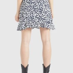 Schlussverkauf 😀 Khujo UNDINE - A-Linien-Rock - Dunkelblau-weiß Geblümt, Damen 🌟 12 Schlussverkauf 😀 Khujo UNDINE - A-Linien-Rock - Dunkelblau-weiß Geblümt, Damen 🌟 -Khujo Verkaufsladen c6262db96da646c986e5b5f9f1515b7e