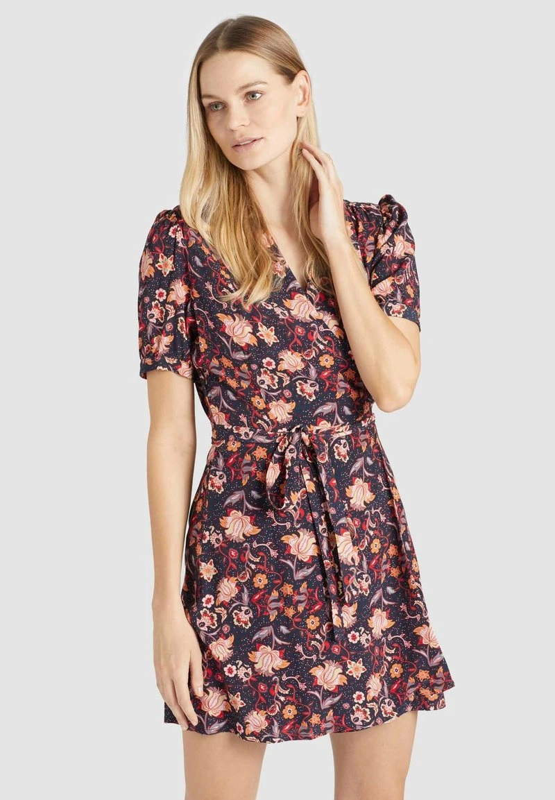 Besorgen 👍 Khujo FROMMET - Freizeitkleid - Orange-rot Gemustert, Damen ✔️ 1 Besorgen 👍 Khujo FROMMET - Freizeitkleid - Orange-rot Gemustert, Damen ✔️