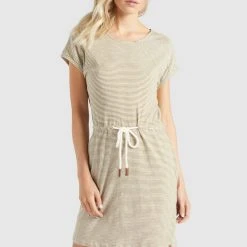 Neu 🛒 Khujo ANNEMARIE - Jerseykleid - Weiß-ocker Gestreift, Damen ✨