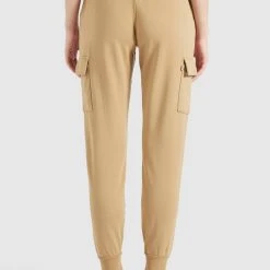 Besorgen ✔️ Khujo STACI - Jogginghose - Beige, Damen 🥰 -Khujo Verkaufsladen f4893ecfdbb44798accc205a58f52d29