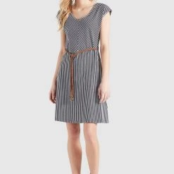 Bestes Angebot 💯 Khujo LEIFA - Freizeitkleid - Dunkelblau-weiß Gestreift, Damen 🎉 16 Bestes Angebot 💯 Khujo LEIFA - Freizeitkleid - Dunkelblau-weiß Gestreift, Damen 🎉 -Khujo Verkaufsladen fb1a0eb46bf8452b84f50535030081ef